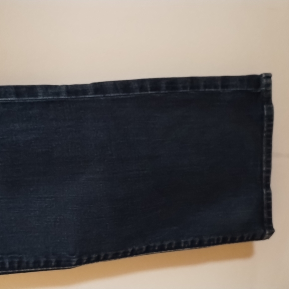 LUCKY BRAND BROOKE BOOT Jeans, EUC, Slim boot cut legs. - Picture 7 of 12